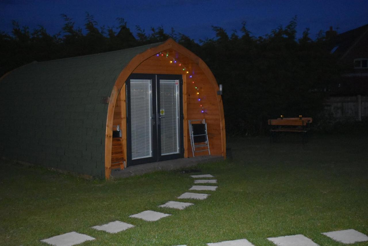 Lanterns Shepherds Huts & Glamping Happisburgh Bagian luar foto