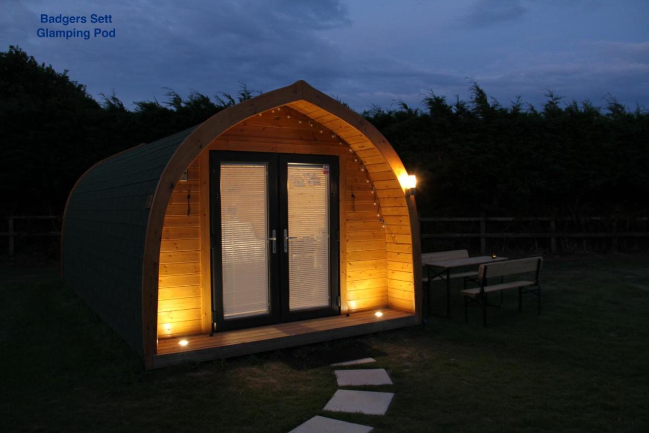 Lanterns Shepherds Huts & Glamping Happisburgh Bagian luar foto