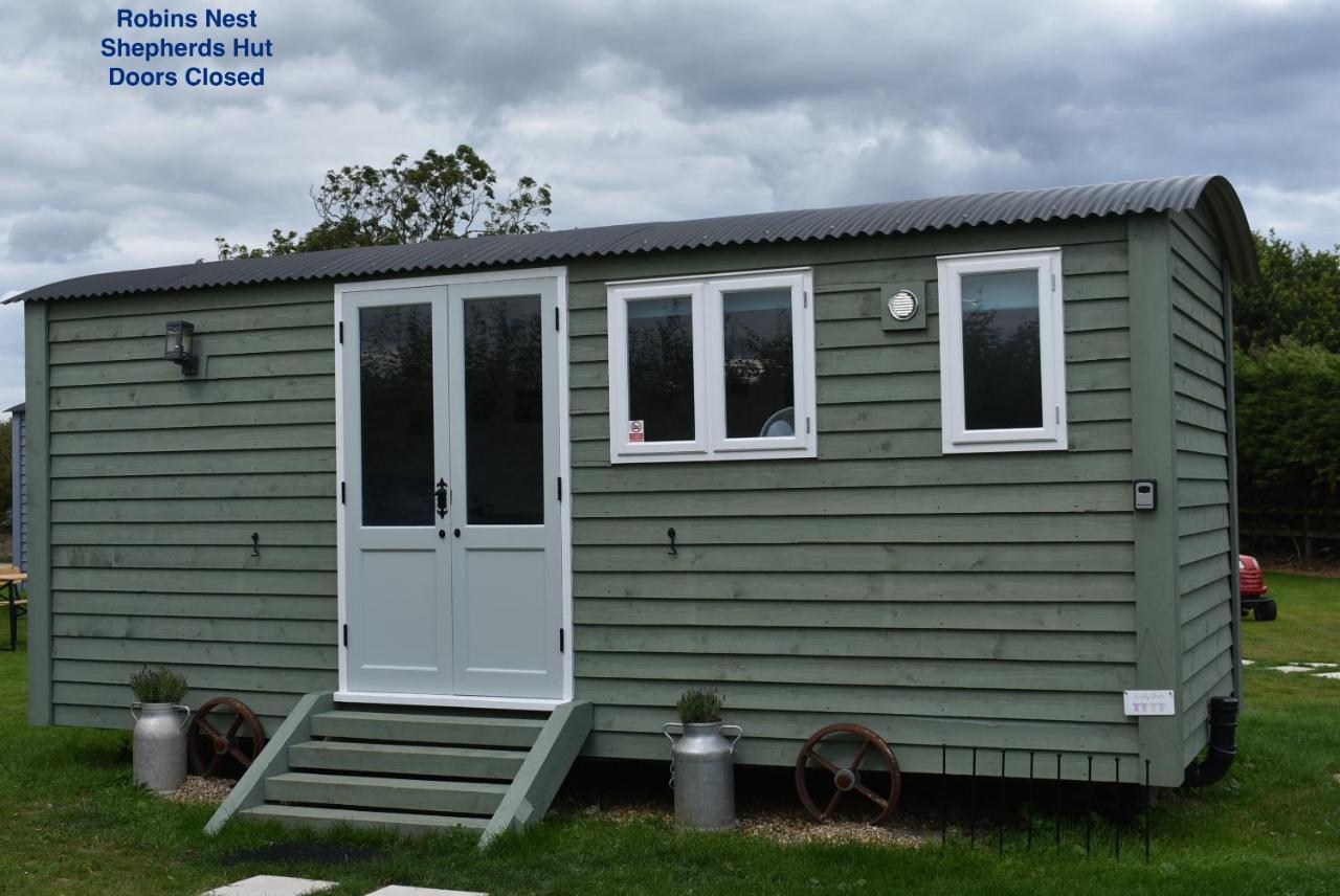 Lanterns Shepherds Huts & Glamping Happisburgh Bagian luar foto