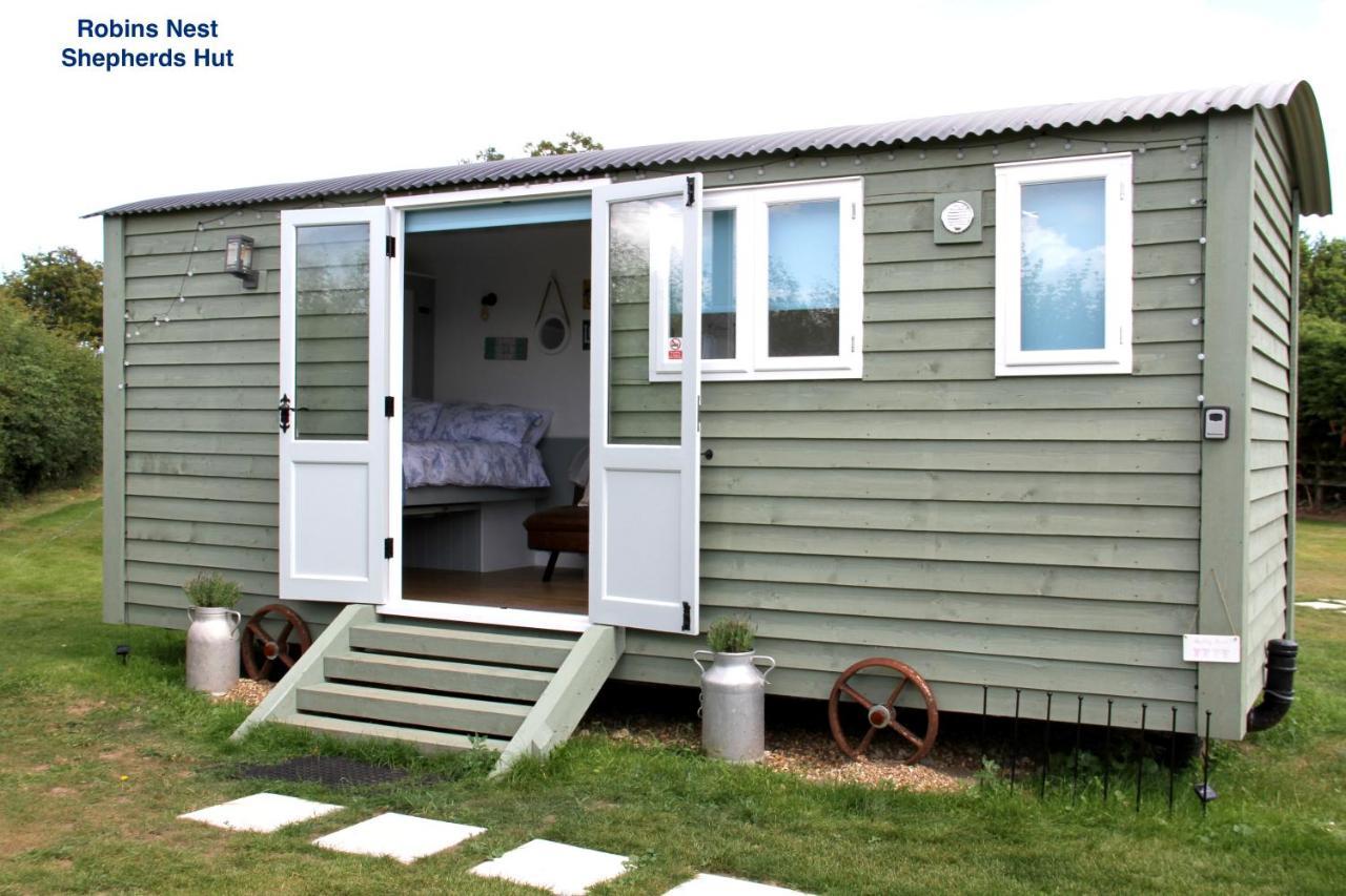 Lanterns Shepherds Huts & Glamping Happisburgh Bagian luar foto