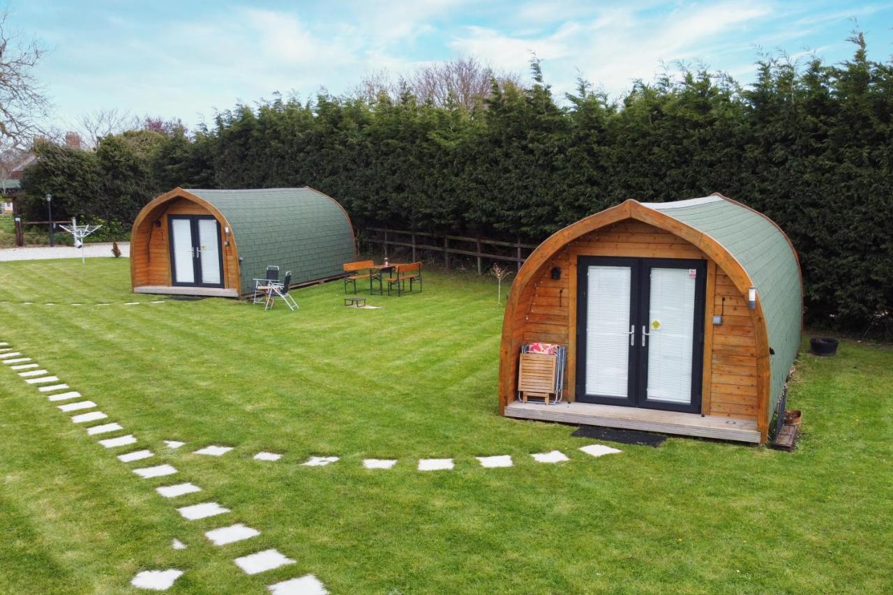 Lanterns Shepherds Huts & Glamping Happisburgh Bagian luar foto