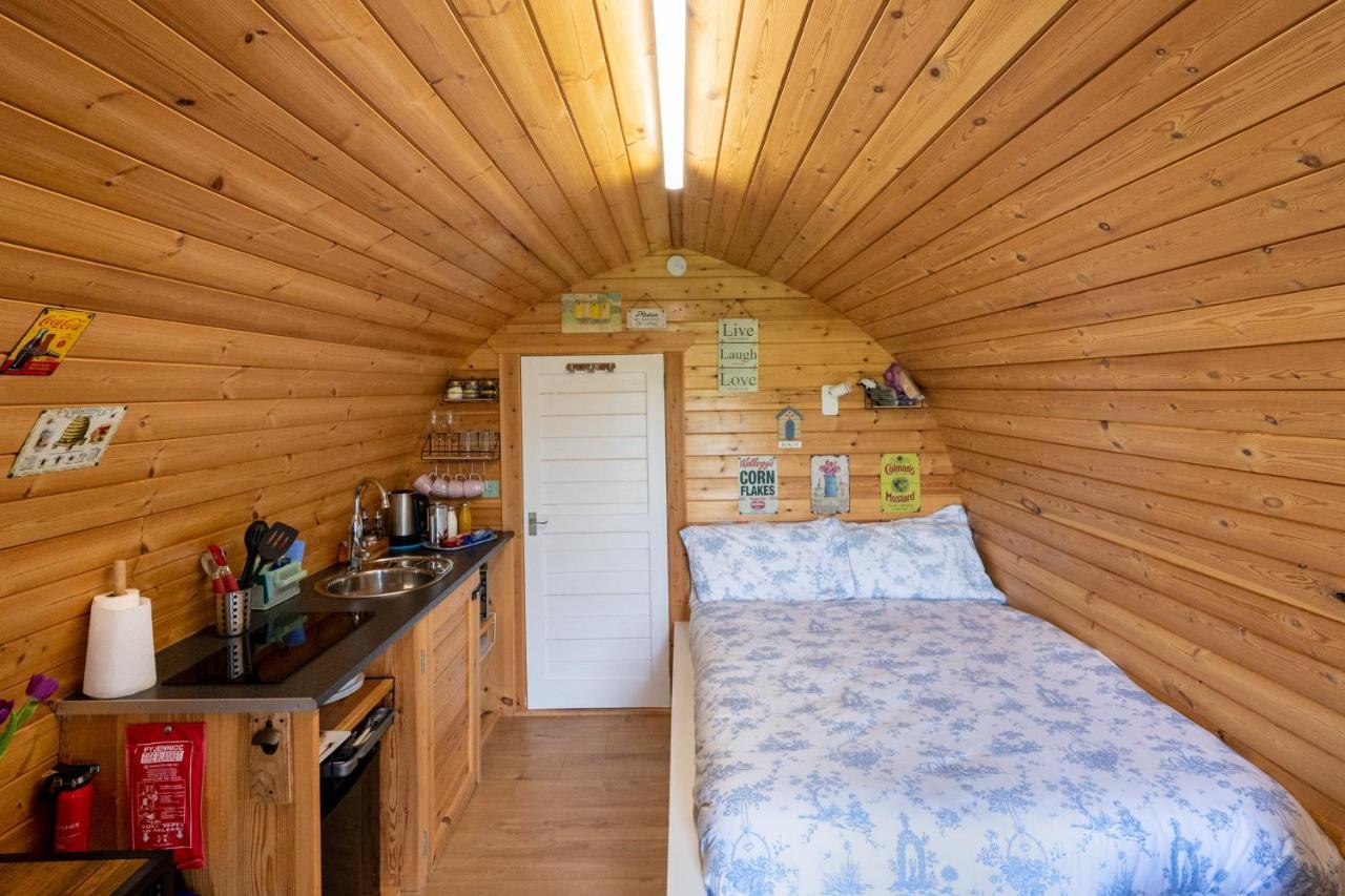 Lanterns Shepherds Huts & Glamping Happisburgh Bagian luar foto