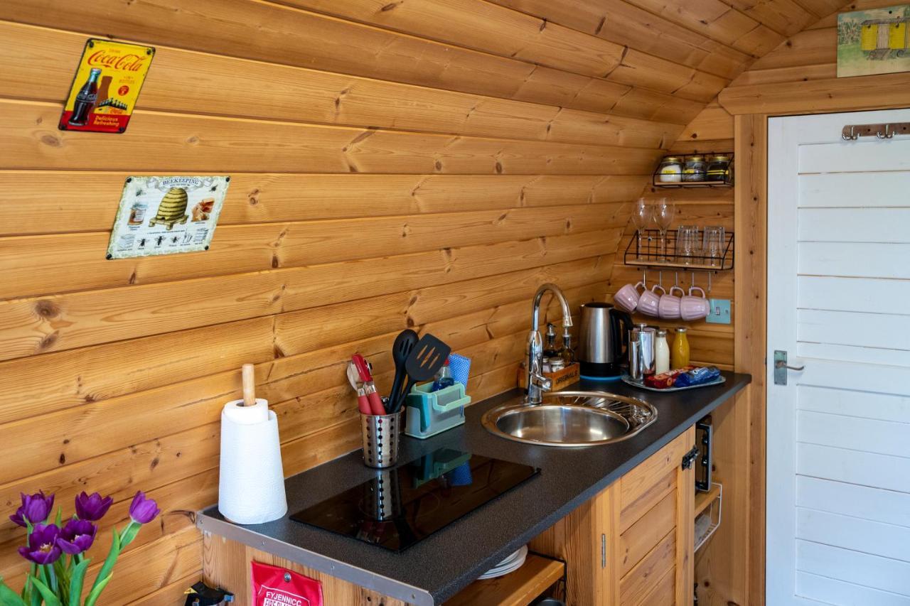 Lanterns Shepherds Huts & Glamping Happisburgh Bagian luar foto