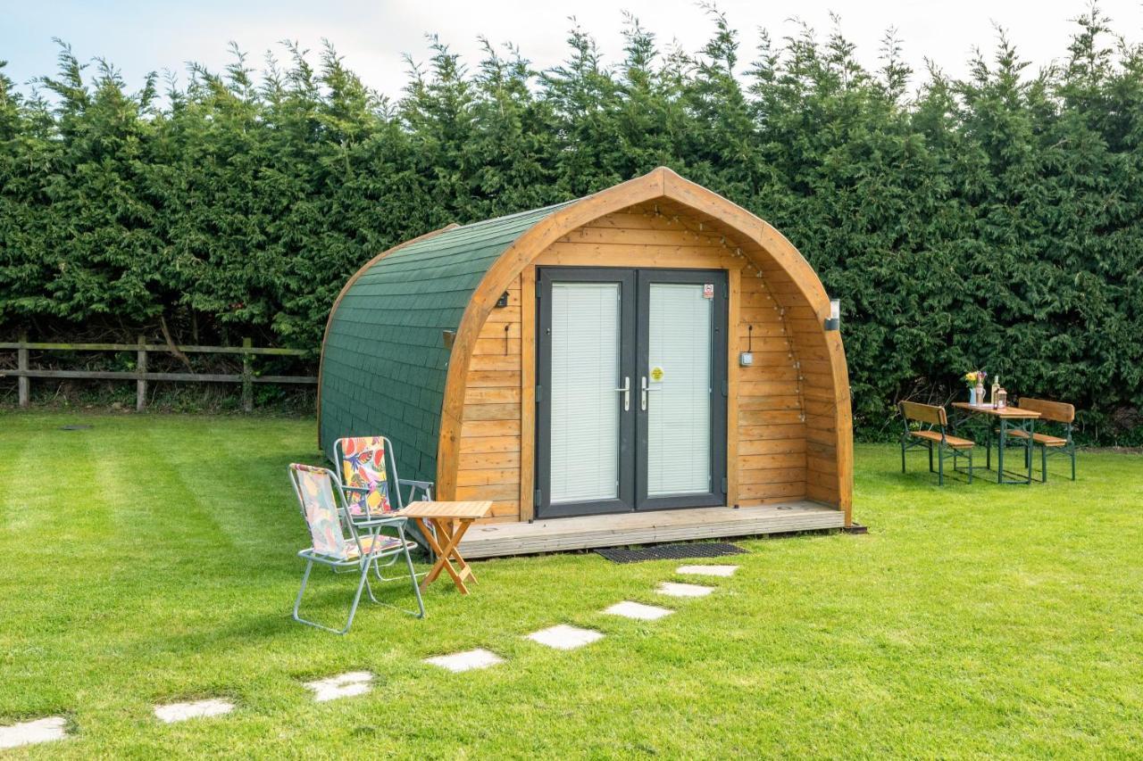 Lanterns Shepherds Huts & Glamping Happisburgh Bagian luar foto